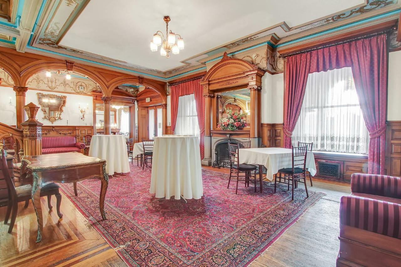 The Gables At Stirling Guest Hotel レディング エクステリア 写真