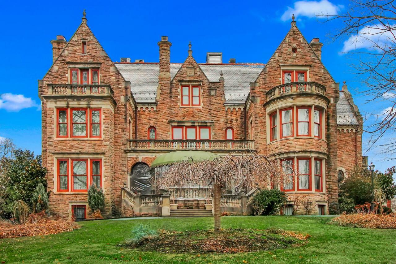 The Gables At Stirling Guest Hotel レディング エクステリア 写真